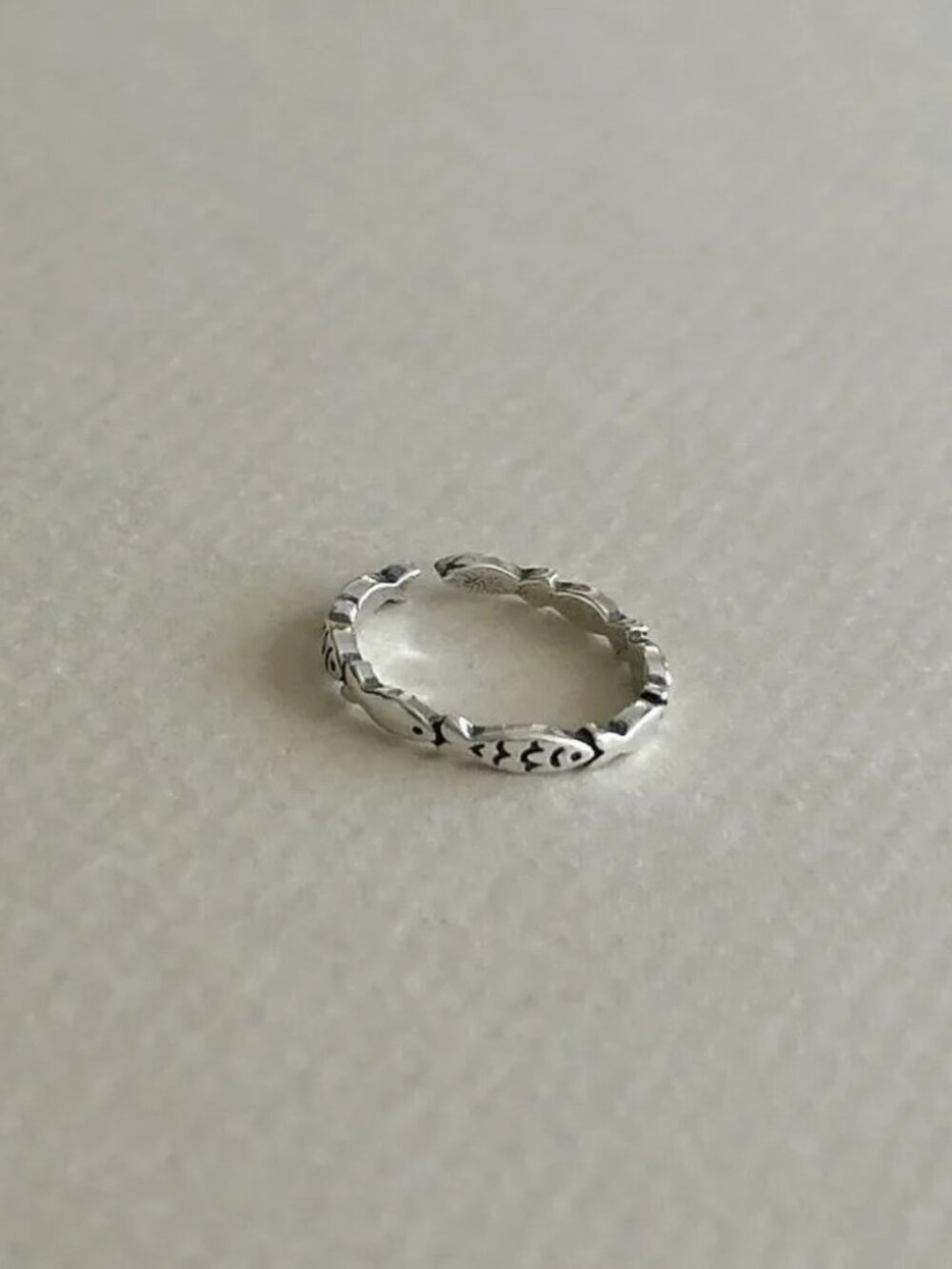 Fish Design Ring1966 - Picture 5 of 6
